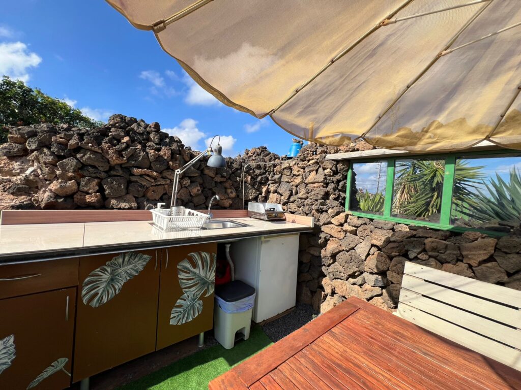 kitchen, secret garden, nature, glamping, outside, nature holiday, lanzarote, winter sun, 